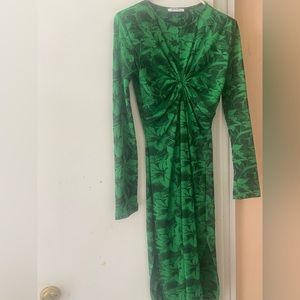 Floral Zara dress with shoulder pads